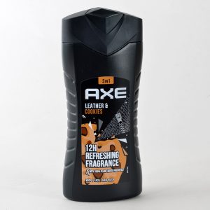 Axe tuš gel Leather & Cookies, naravno sladek vonj za moške, iz naravnih snovi. 12 urna svežina, neomejeno ugodne cene na shiny-outlet.si