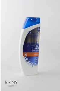Head & Shoulders za moške, učinkovito odstrani prhljaj in neguje lasišče. Dermatološko potrjen produkt, ugoden nakup na shiny-outlet.si. Preverite.