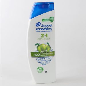 Head & Shoulders šampon in balzam v enem. Odstrani prhljaj, preprečuje njegov nastanek in neguje lase ter lasišče. Priznane blagovne znamke sedaj ceneje na shiny-outlet.si