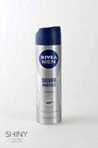 Nivea deodorant za moške v spreju Silver Protect. Z učinkom hitrega sušenja, preprečuje potenje kar 48 ur. Anti-Perspirant, sedaj po dostopnejši ceni na shiny-outlet.si