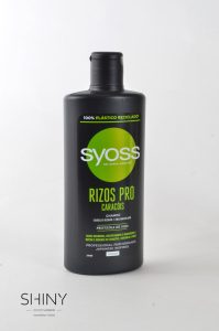 Syoss šampon Rizos Pro iz proteinske soje, za nego kodrastih las. Profesionalna nega in inspiracija iz Japonske, dostopneje na shiny-outlet.si