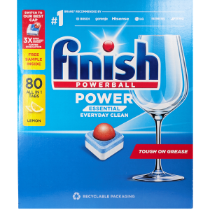 Finish zagotavlja popolno čistočo in sijaj posode po vsakem pranju – več Finish izdelkov na shiny-outlet.si