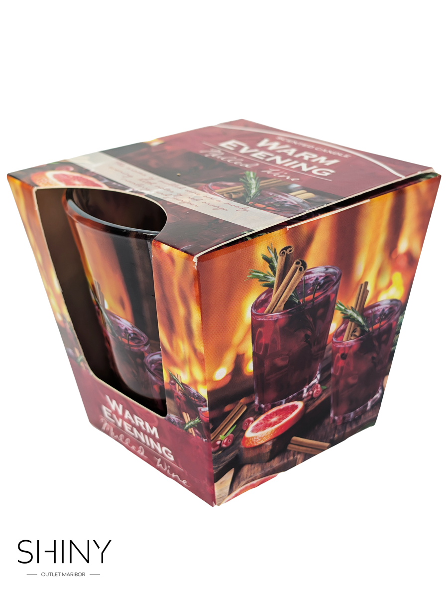 Božična dišeča sveča v kozarcu – toplo, praznično vzdušje in prijeten vonj za popestritev zimskih večerov.